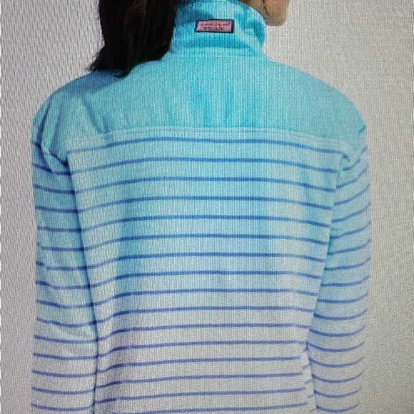 Vineyard vines, NWT supershep ombré stripe sweatshirt, size XL - Picture 3 of 10